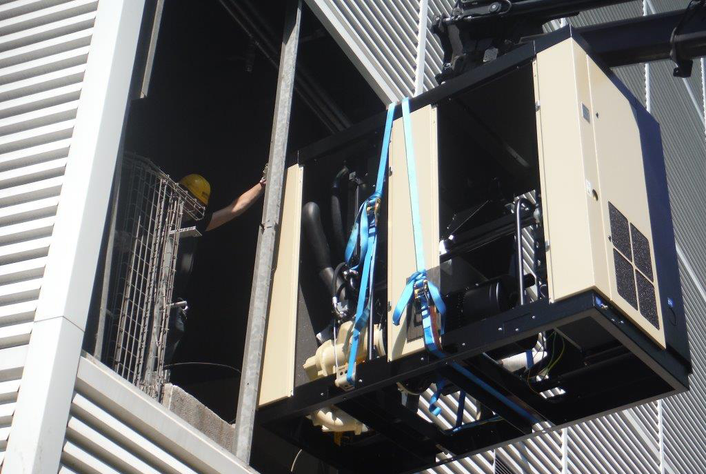 Remplacement d'un compresseur 75Kw sur site
